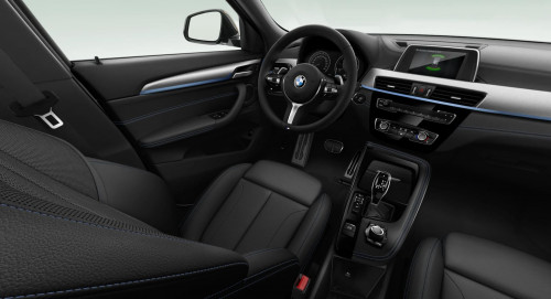 BMW_X2_2023년형_가솔린 2.0_M35i_color_int_Leather 'Dakota' with perforations Black Blue highlight (BK).jpg