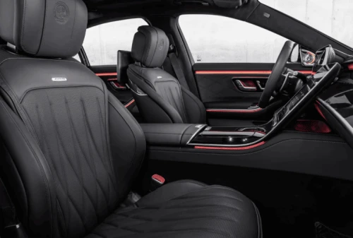 벤츠_S-Class_2025년형_AMG 가솔린 4.0 플러그인 하이브리드_AMG S63 E Performance_color_int_블랙 가죽.png